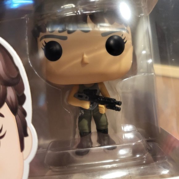 Alien Daniels Funko Pop - Picture 7 of 8